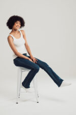 Bootleg Jeans - Image 4